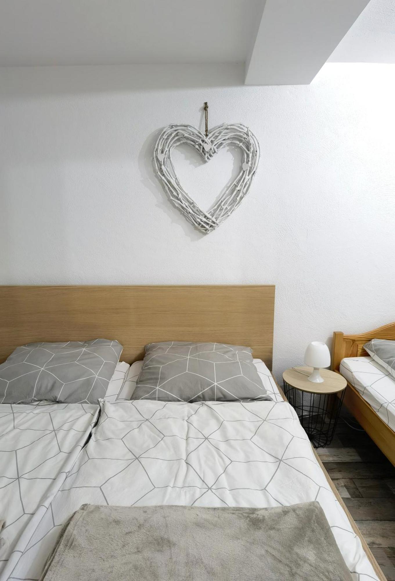 Ferienwohnung - Appartement "Painted Horse" Im Herzen Des Pfaelzer Waldes Reichenbach-Steegen Eksteriør billede